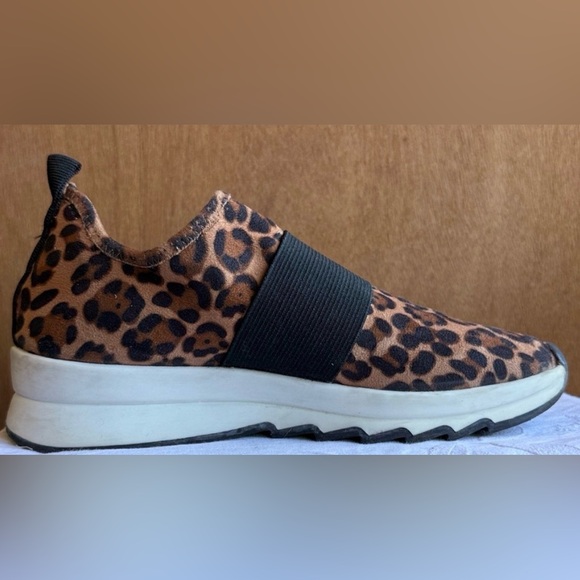 Women's Sole Society Leopard Print Slip-On Sneakers Size 8 - Picture 9 of 13